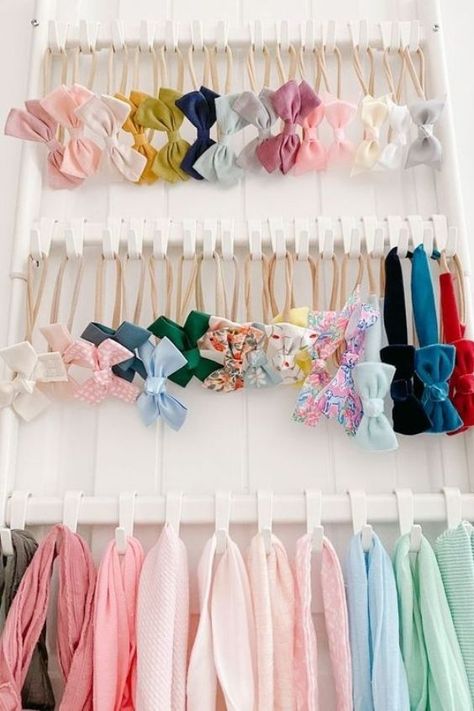 Ikea Bow Hack, Ikea Bow Holder, Ikea Spice Rack Bow Holder, Nylon Headband Storage, Now And Headband Organizer, Head Band Organization Ideas, Bow Headband Storage, How To Hang Bows And Headbands, Newborn Bow Organization