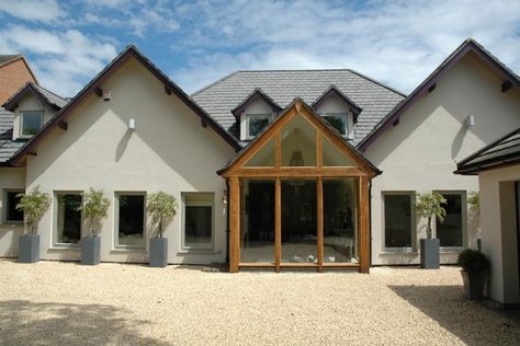 Refurbished Bungalow, Extensions and Loft Conversion | S and S Architecture Exterior Bungalow, Bungalow Conversion, Dormer Bungalow, Dormer Loft Conversion, Bungalow Extensions, Kitchen Extensions, Renovation Kitchen, Building A Porch, Bungalow Renovation