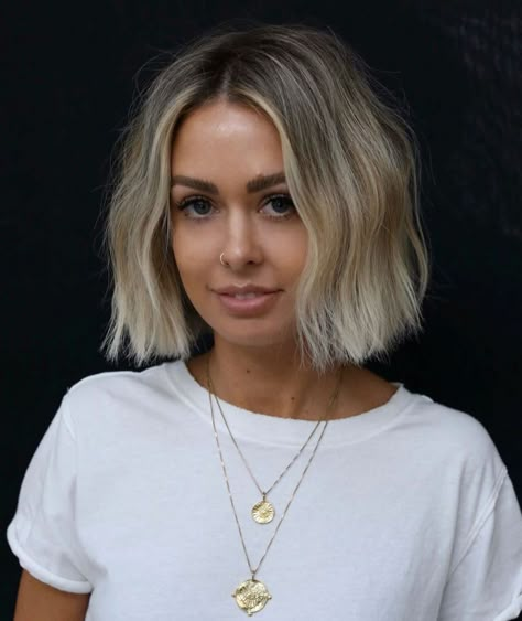 50 Best Bob Styles for 2020 - Fab Bob Haircuts and Hairstyles for Women - Hair Adviser Balayage Bob Hair, Lob Ombre, Inverted Lob, Bob Balayage, Short Balayage, Modern Bob, Trendy Bob Hairstyles, Balayage Bob, Best Bobs