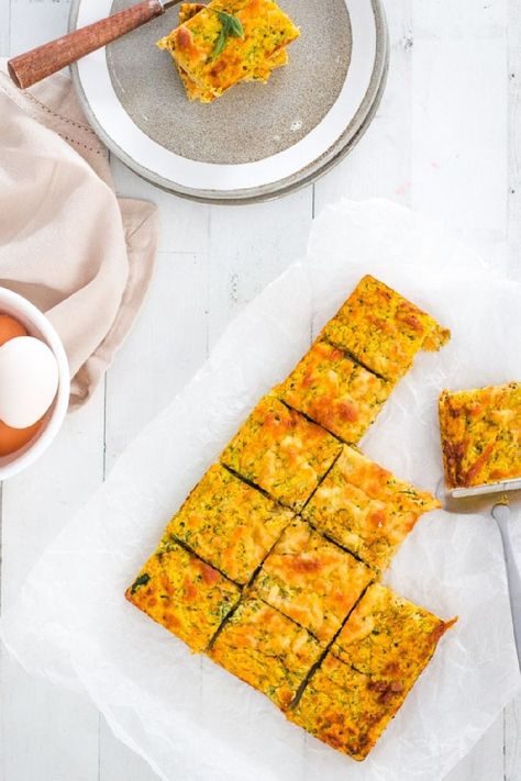 The perfect addition to lunch boxes big and small, this gluten-free zucchini slice ticks all the boxes. Loaded with veggies, low in carbs, gluten-free, and enjoyable both hot or cold, this is a filling and healthy savory snack that is bound to make it onto your weekly rotation in no time. #glutenfree #lowcarb #keto #lunch #kidfriendly Gluten Free Zucchini Slice, Healthy Zucchini Slice, Healthy Savory Snacks, Baking With Coconut Flour, Healthy Zucchini, Clean Eating Desserts, Zucchini Slice, Low Carb Zucchini, Slices Recipes