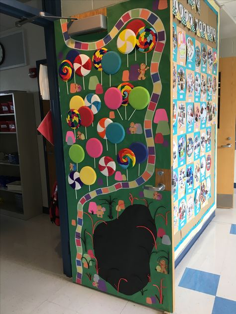 Candyland themed door. Lollipop woods and licorice lagoon combined. Lollipop Door Decorations Classroom, Candyland Door Decor, Candy Land Theme Door, Lollipop Woods Candyland, Candyland Classroom Decorations, Candyland Classroom Door, Candyland Door Decorations, Candyland Door Decorations For School, Candy Land Door Decorations