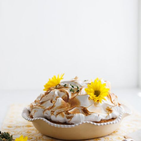 Pie Crust For Lemon Meringue, Martha Stewart Lemon Meringue Pie, Deconstructed Lemon Meringue Pie, Lemon Meringue Pie Photography, Mile High Lemon Meringue Pie Food Network, Spring Recipes Dessert, Custard Pudding, Meringue Pie Recipes, Types Of Desserts