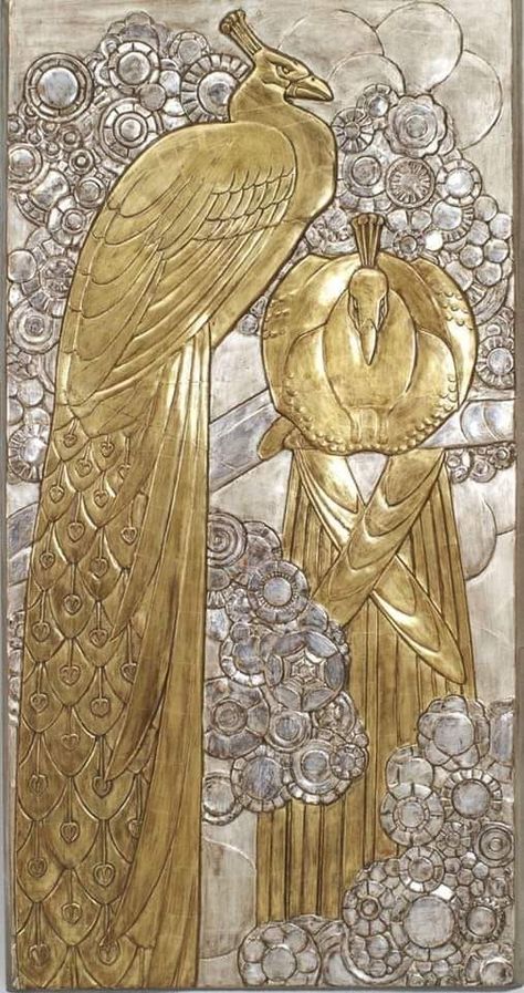 French Art Deco large bias relief wall plaque with a gilt finish showing 2 peacocks . Motif Art Deco, Art Deco Decor, Peacock Art, Deco Decor, Machine Age, Relief Sculpture, Tableau Art, Art Deco Posters, Art Nouveau Design