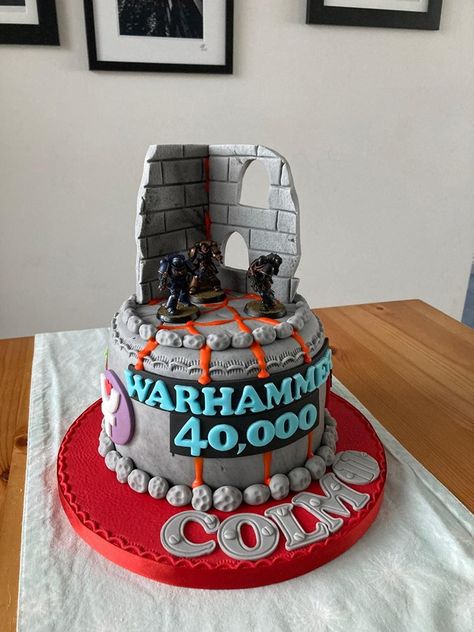 Warhammer 40k Cake Ideas, Warhammer Cake Ideas, Warhammer Birthday Cake, Warhammer Cake, Tom Cake, Playstation Games, Birthday Cake Kids, Grad Parties, 30th Birthday