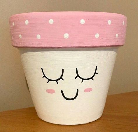 Terracotta Pots Paint, Plant Pot Painting Ideas Easy, Small Pot Painting Ideas Creative, Plant Pots Crafts, Terra Cotta Pot Crafts Diy, Diy Pottery Painting, Flower Pot Art, Pots Diy, Terra Cotta Pot Crafts