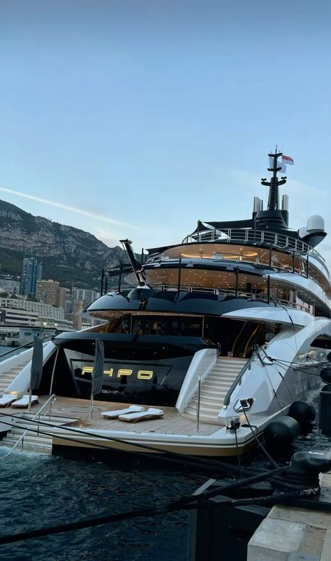 Yacht Life, My Future Life, Rich Lifestyle, Money Talks, Luxury Lifestyle Dreams, Luxury Aesthetic, Future Lifestyle, Money And Happiness, Future Me