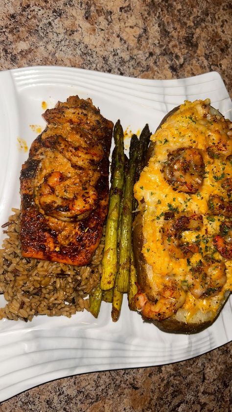 Stuffed Salmon Dinner Ideas, Salmon Garlic Butter, Stuffed Salmon Recipes, Garlic Butter Asparagus, Fertility Recipes, Salmon Recipes Baked, Butter Asparagus, Salmon Garlic, Salmon Stuffed