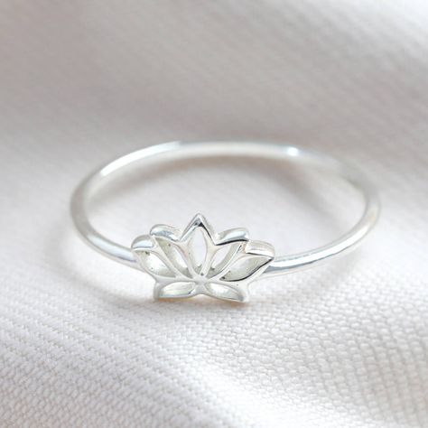 Travel Rings, Argentium Silver Jewelry, Hand Jewelry Rings, Lotus Flower Ring, Presents Ideas, Ear Piece, Lotus Flower Design, Silver Rings For Women, Lisa Angel