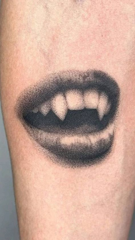 Cool Memorial Tattoos, Pointilism Tattoos Design, Micro Realism Tattoo Ideas, Luxurious Tattoo, Retro Futurism Tattoo, Weird Tattoos Creative, Self Portrait Tattoo, Pointillism Tattoos, Realistic Tattoo Design Ideas