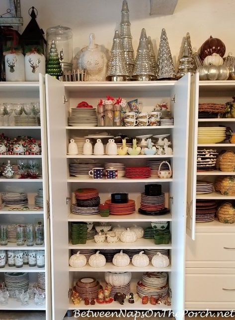 Storage For Serving Platters, Dish Organizer Ideas, Dish Room Ideas, Ideas For Storing Vases, Platter Storage Ideas, Candle Organization Storage, Dish Storage Ideas, Dish Display Ideas, Entertainment Closet