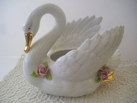 Vintage Porcelain Swan Planter  YY by DebsCollectibles on Etsy, $24.00 Swan Planter, Swan Decor, Plaster Art, Diy Decor Crafts, Diy Clay Crafts, Diy Clay, Polymer Clay Crafts, Vintage Porcelain, Diy Baby Stuff