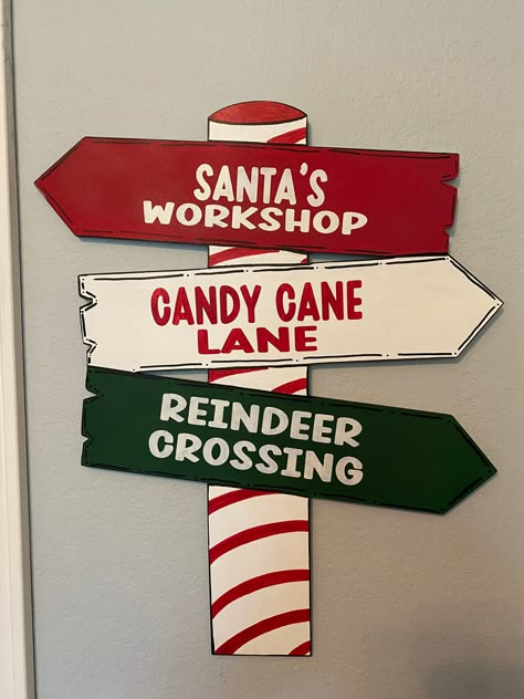 Santa Shop Ideas School, Santa's Workshop Decorations, Santa’s Workshop Christmas Decorations, Santa Workshop Theme Decorations, Santa Workshop Decorations Diy, Santas Workshop Signs Diy, Santa’s Workshop Yard Decorations, Santas Workshop Theme Decorations, Santa’s Workshop Sign Diy