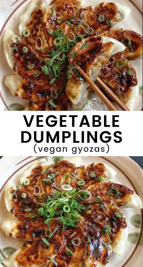 Plant Based Dumplings, Easy Vegetarian Dumplings, Easy Vegan Dumplings, Vege Dumplings, Pork And Veggie Dumplings, Dumpling Vegetarian, Mushroom Gyoza, Vegetable Dumpling Filling, Special Vegan Dinner