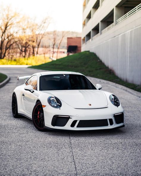 Porsche really improved the 991.2 GT3’s White Porsche, Best Sport, Porsche Sports Car, Sport Car, Porsche, Sports Car, Road, Cars, Sports