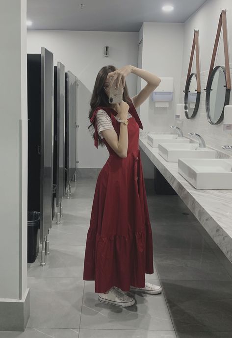 Red casual Long dress Long Dress Ootd, Long Cute Dresses Casual, Modest Yet Stylish Outfits, Modest Red Outfits, Red Modest Outfit, Pose With Long Dress, How To Pose With Long Dress, Pose In Long Dress, Modest Dresses Casual Elegant