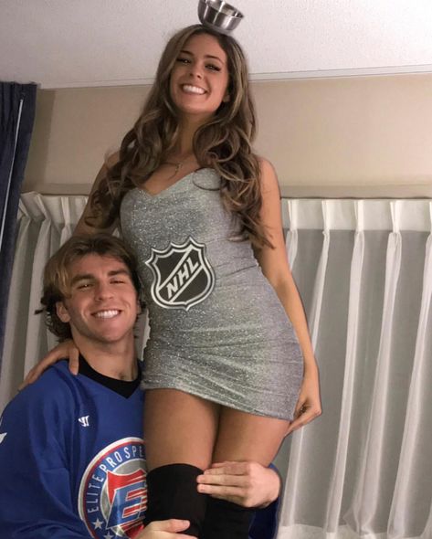 Couple Halloween Costume Stanley cup #couple #halloween #hockey #stanleycup Diy Stanley Cup Trophy, Diy Stanley Cup, Stanley Cup Costume, Stanley Cup Party, Scary Halloween Costume Ideas, Stanley Cup Trophy, Cup Wallpaper, Cup Quotes, Teenage Halloween Costumes