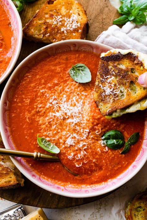 Easy Creamy Tomato Soup with Grilled Cheese Recipe - CucinaByElena Easy Creamy Tomato Soup, Best Grilled Cheese Sandwich Recipe, Tomato Soup With Grilled Cheese, Soup With Grilled Cheese, Soup And Grilled Cheese, Best Tomato Soup, Ultimate Grilled Cheese, Creamy Tomato Basil Soup, Perfect Grilled Cheese