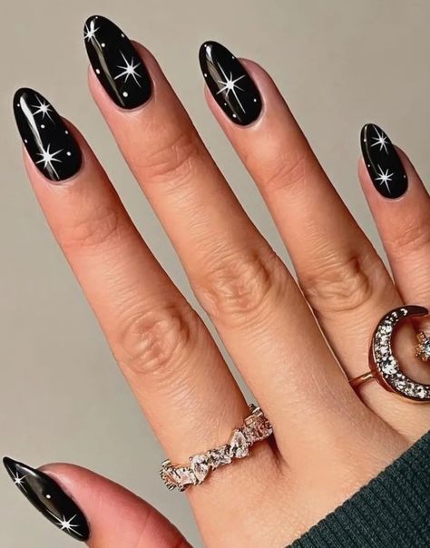 Black And White Nail Ideas, Black Sparkle Nails, White Nail Ideas, Black Chrome Nails, Nail Art Tattoo, Stars Nails, Black And White Nail, Black And White Nail Designs, Black Almond Nails