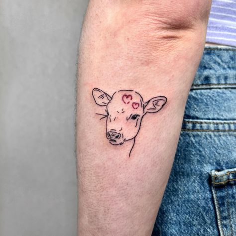 From my flash 🐮❤️ Using… @dynamiccolor @worldfamousink @magicmoon_tattoo_supply @cheyenne_tattooequipment @dermalizepro Based at @outpost_tattoo 💌 #tattooapprentice #flashtattoo #tattooideas Tattoos Cow, Cow Tattoos, Illustrative Tattoos, Cow Tattoo, Tattoo Apprentice, Cute Cow, Tattoo Supplies, Branding Ideas, Cute Cows