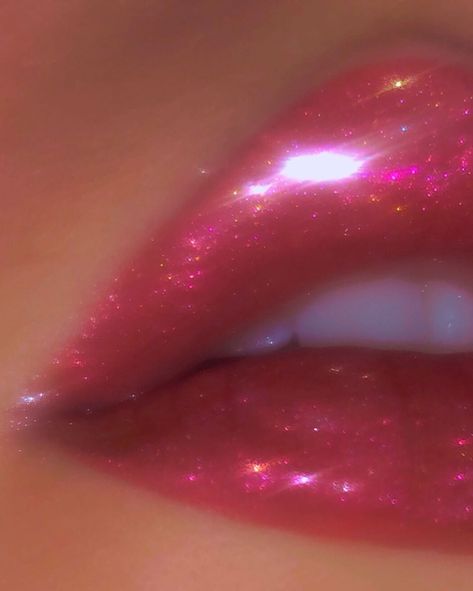 Glitter Pink Lipstick, Hot Pink Lip Gloss, Pink Lipstick Aesthetic, Lola Wilde, Sparkly Lipstick, Magenta Lip, Sparkly Aesthetic, Soft Pink Lipstick, Makeup Collage