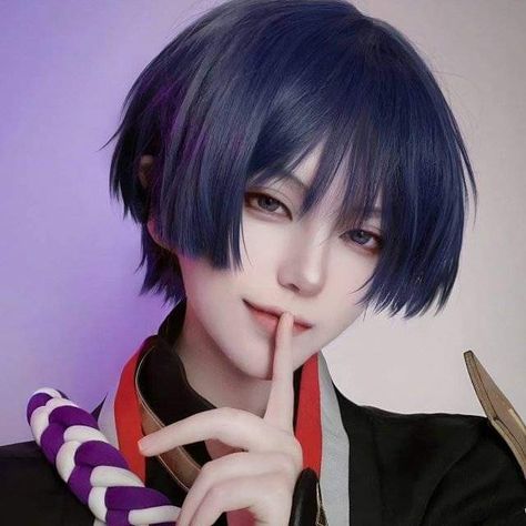 Scaramouche Hairstyle Irl, Modern Scaramouche Cosplay, Scaramouche Hairstyle, Scaramouche Makeup, Scaramouche Cosplay, L Cosplay, Cosplay Boy, Cosplay Characters, Amazing Cosplay