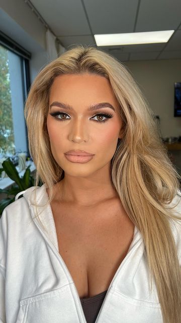 Blonde Hair Brown Eyes Makeup, 2024 Prep, Pageant Hair And Makeup, Brown Eyes Blonde Hair, Makeup Glowy, Skincare Favorites, Pageant Hair, Blonde Hair Brown Eyes, Perfect Face