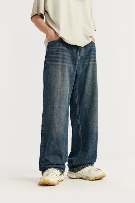 Wide legged jeans outfit