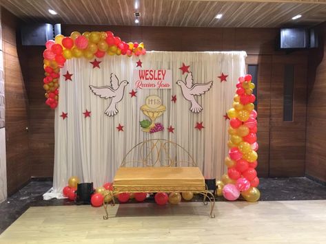 #communion #holycommunion #balloons #unevenballoons Deer Birthday Invitations, Bambi Birthday, Backdrop Balloons, Deer Birthday, Interior Entrance, Engagement Stage Decoration, Butterfly Garden Party, Balloons Decor, First Communion Decorations