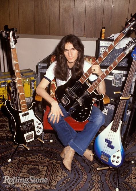 Geddy Lee (Canada) Rush Geddy Lee, Bass Guitar Quotes, Rickenbacker Bass, Geddy Lee, Rush Band, Neil Peart, Bass Guitarist, Music Pics, Rock And Roll Bands