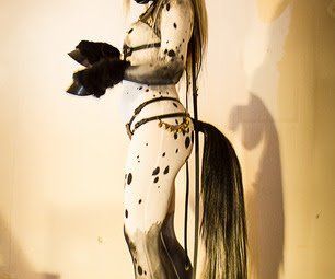 Horse Tail Tutorial Tail Tutorial, Horse Mask, Horse Costumes, Horse Tail, Unicorn Costume, Style Steampunk, Animal Costumes, Beautiful Horse, Halloween 2018