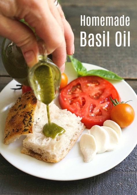 Homemade Basil Oil Recipe from Real Food Real Deals Basil Uses Ideas, Uses For Basil, Bread Dips, Diy Backyard Projects, Fresh Basil Recipes, Basil Pesto Recipes, Basil Oil, Basil Recipes, Basil Sauce