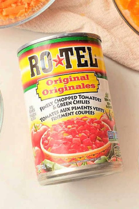 Homemade Rotel recipe is here! How to make Rotel substitute if you don't have a can but want to make this diced tomatoes green chile mix. Rotel Substitute, Rotel Copycat Recipe, Shrimp Rotel Dip Recipe, How To Make Rotel, Rotel Recipe, Homemade Rotel, Rotel Recipes, Roasted Jalapeno, Canning Ideas