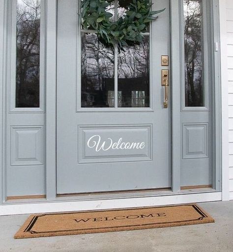 Pictures Of Front Doors, Doors Colors, Exterior Door Styles, Things Paint, Best Front Door Colors, Porch Entrance, Unique Front Doors, Front Door Inspiration, Welcome Door Sign