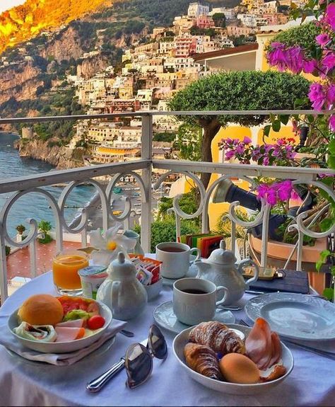 Home / Twitter Food To Make For Dinner, Hotel Marincanto, Honeymoon Goals, Breakfast With A View, Mediterranean Life, Somewhere In Northern Italy, Italian Breakfast, Italian Cafe, Campania Italy