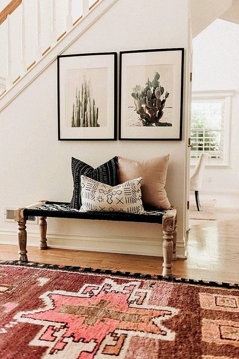 Modern Southwestern Decor, Bohemian Farmhouse Decor, Modern Bohemian Living Room, Modern Southwestern, Bohemian Living Room Decor, Furniture Apartment, Industrial Interior Style, Southwest Decor, Southwestern Decorating