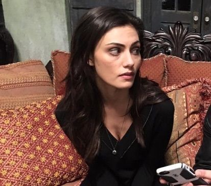 No Ordinary Girl, H2o Mermaids, Ordinary Girls, Phoebe Tonkin, Girl Crush, Celebrities Female, Pretty People, Beautiful People, Cool Girl