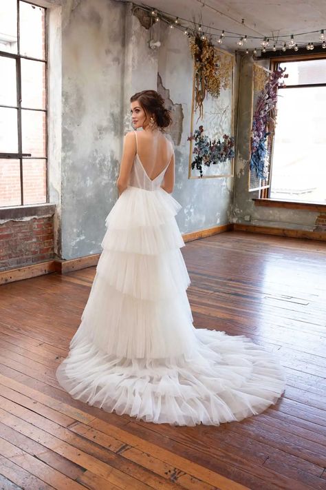 Boho Wedding Dress Layered Skirt, Tulle Layer Wedding Dress, Boho Tulle Wedding Dress, Wedding Dresses Tiered Skirt, Tulle Tiered Wedding Dress, Tiered Wedding Dress With Sleeves, Tulle Layered Wedding Dress, Layered Skirt Wedding Dress, Tiered Skirt Wedding Dress