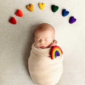 Rainbow Baby Photography, Baby Newborn Photography, Baby Boy Newborn Photography, Foto Newborn, Baby Announcement Pictures, Newborn Photography Ideas, Newborn Photography Poses, Newborn Baby Photoshoot, Newborn Pics