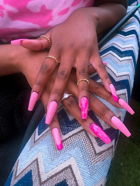 Dark Pink And Light Pink Nails, Pink And Light Pink Nails, Emoji Decorations, Light Pink Nails, Girls Nails, Aesthetic Pink, Dark Pink, Pink Nails, Press On Nails