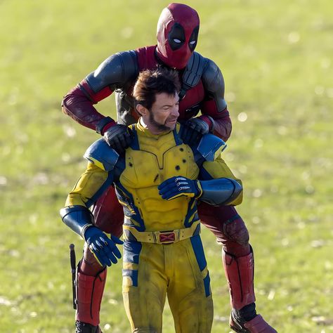 Deadpool Photos, Ryan Reynolds Deadpool, Deadpool And Wolverine, Deadpool 3, Wolverine Hugh Jackman, Action Comics, Charles Xavier, Wolverine Marvel, Deadpool Wolverine