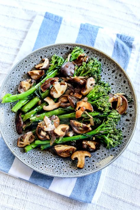 Broccolini Mushroom Stir Fry - Ang Sarap Broccolini Recipe, Mushroom Stir Fry, Dried Chillies, Shiitake Mushrooms, Shiitake Mushroom, Fried Pork, Shallots, Amazing Food, Soy Sauce