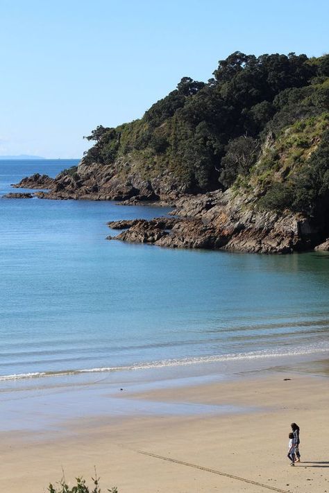 New Zealand Beach, Waiheke Island, Visit New Zealand, White Cloud, Luxury Accommodation, Beautiful Islands, Most Beautiful Places, Hidden Gems, The East