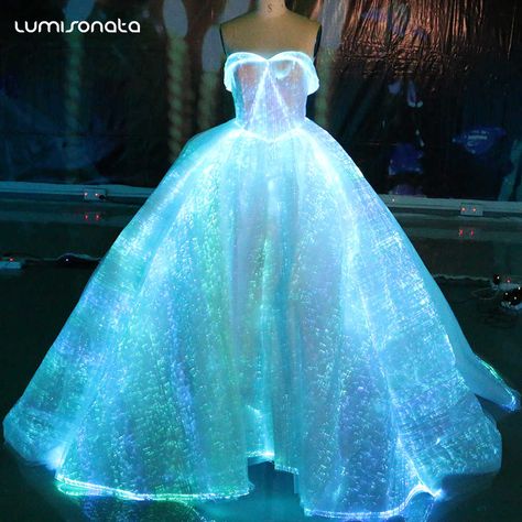 Wholesale 2020 New Arrival Wedding Bridal Gown Glow in the Dark Light up Luminous Glowing LED Fiber Optic Wedding Dress From m.alibaba.com Glow In The Dark Dress, Light Up Dresses, Dark Dress, Cute Prom Dresses, Pretty Prom Dresses, Up Wedding, Beauty Dress, Wedding Dresses For Sale, Quince Dresses