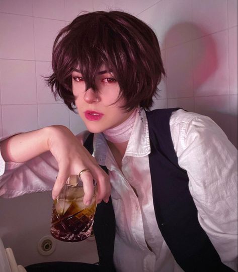 #cosplay #dazaibungoustraydogs #makeup #wigs Bathtub Pics, Dazai Cosplay, Cosplay Hair, Dazai Bungou Stray Dogs, Dazai Osamu, Cosplay Makeup, Stray Dogs Anime, Something Different, Cosplay Wigs