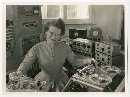 Daphne Oram Sound Experiments, Alter Computer, Lee Meriwether, Marion Davies, Robert Mcginnis, Cassette Audio, Computer History, Carole Lombard, Famous Musicians