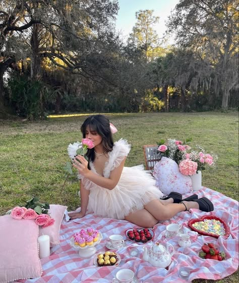 Bday Picnic Outfit, Fancy Picnic Photoshoot, Poses For Picnic Pictures, Picnic Birthday Shoot, Whimsical Birthday Photoshoot, Valentine’s Day Picnic Photoshoot, Indoor Picnic Photoshoot, Garden Tea Party Photoshoot, Tea Party Picnic Photo Shoot