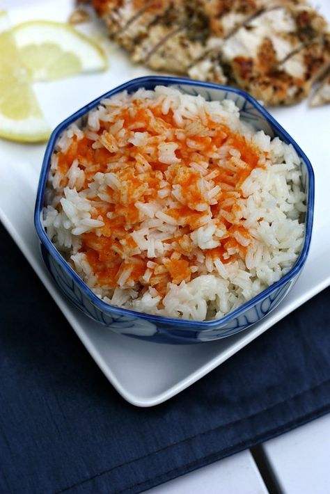 Greek Red Sauce, Rice With Tomato Sauce, Greek Rice Pilaf, Vegetarian Greek Recipes, Recipe For Rice, Greek Sauce, Greek Rice, Red Sauce Recipe, Greek Potatoes