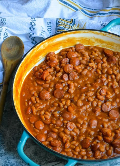 Beanie Weenie Recipe, Beanie Weinie Recipe, Beenie Weenie Crockpot, Beany Weenie Recipes, Beanie Weenie Casserole, Homemade Beanie Weenies, Beanies And Weenies Recipes, Beenie Weenie Recipe, Pork And Beans With Hot Dogs