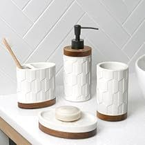 White And Cream Bathroom, Contemporary Bathroom Accessories, Cream Bathroom, White Marble Bathrooms, Kids Bathroom Accessories, Boho Bathroom Decor, Top Base, Bathroom Design Decor, Bath Accessories Set