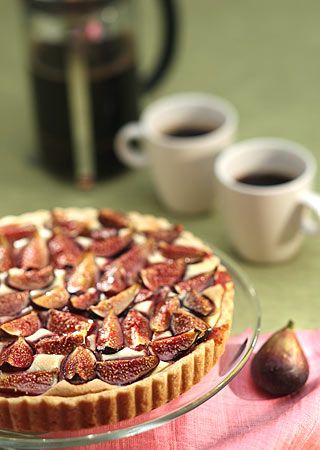 Fig frangipane tart Top Chefs Recipes, Octopus Stew, Thomas Keller Recipes, Fig Tart, Coffee And Dessert, Pie And Tart, Green Dinner, Chef Restaurant, Frangipane Tart